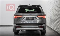 Toyota Sequoia